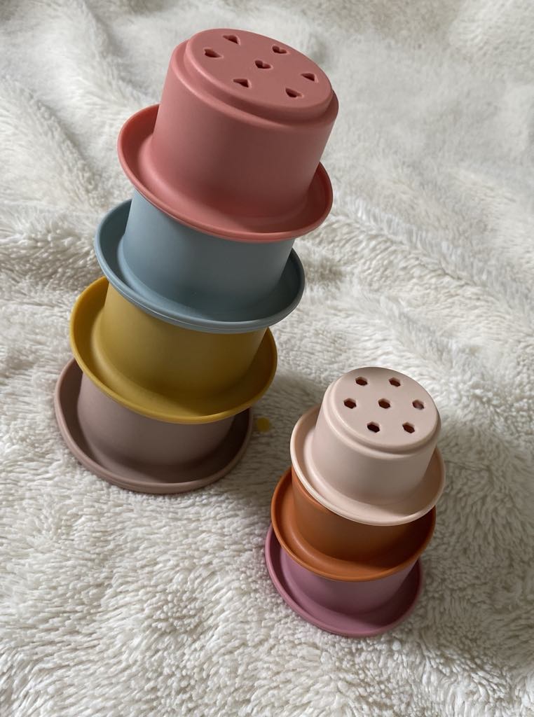 Gobelets à empiler en silicone